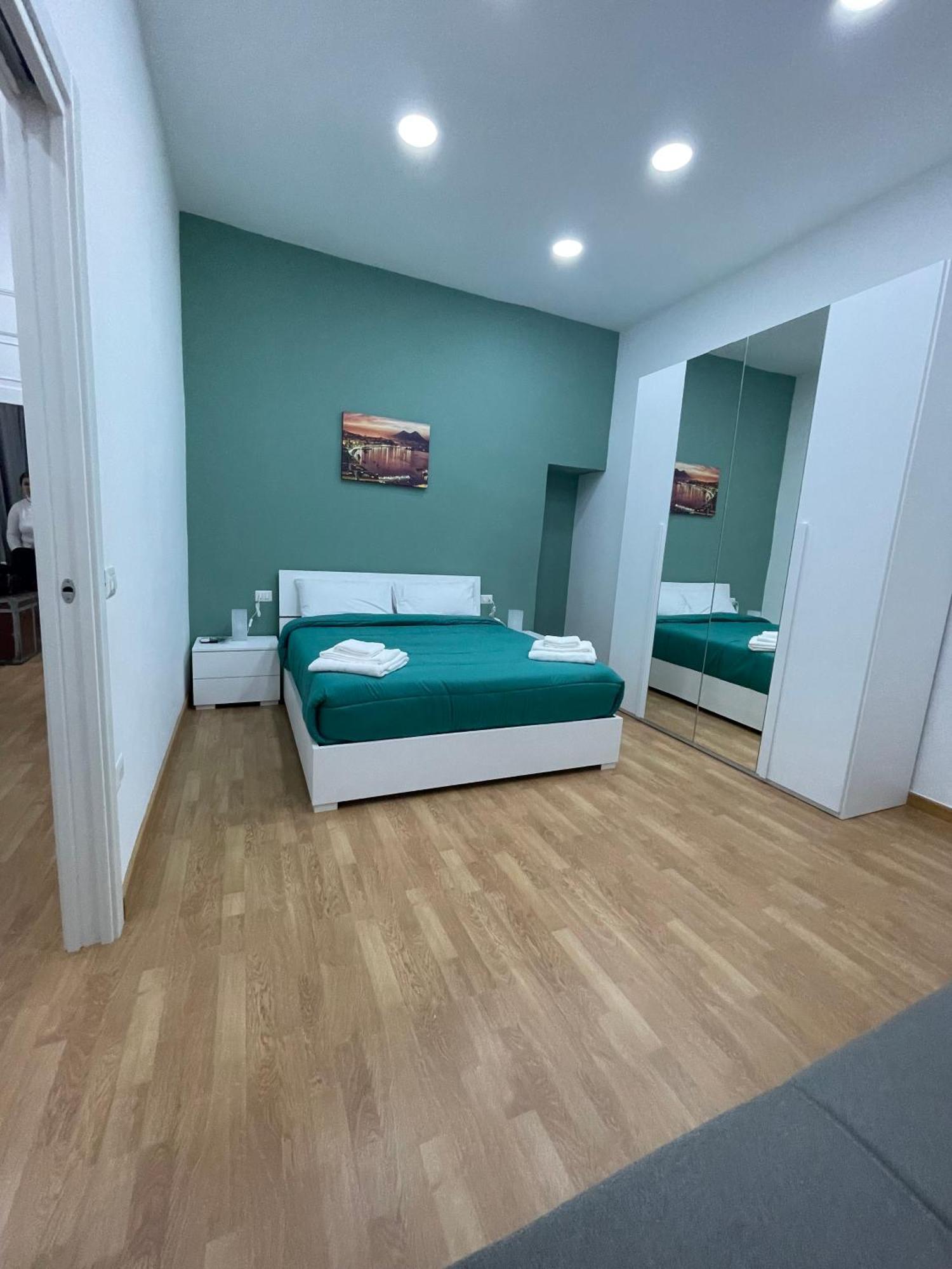 Pontecorvo 26 Appartement Napels Buitenkant foto