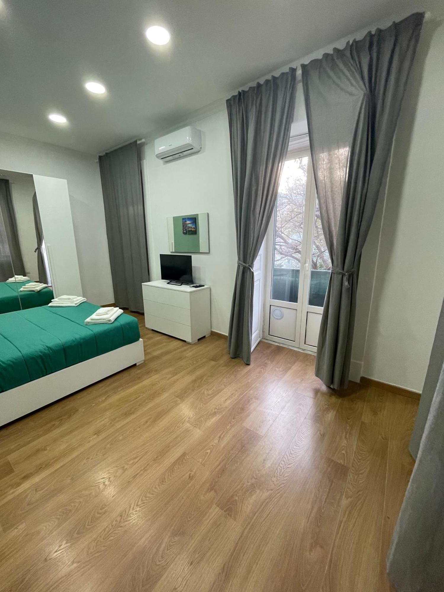 Pontecorvo 26 Appartement Napels Buitenkant foto