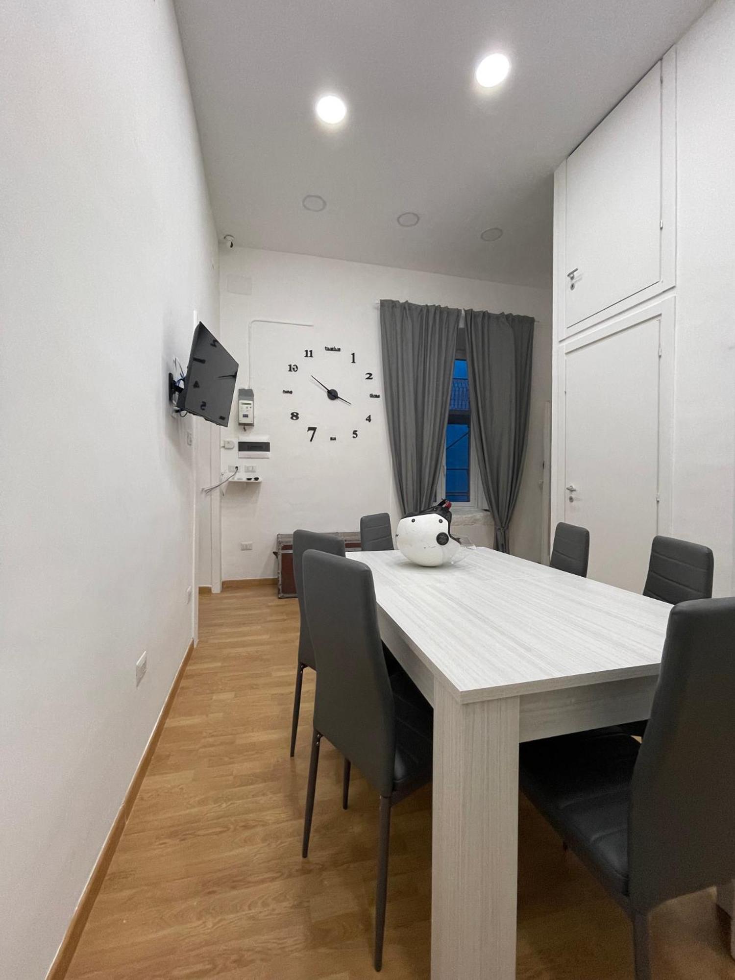 Pontecorvo 26 Appartement Napels Buitenkant foto